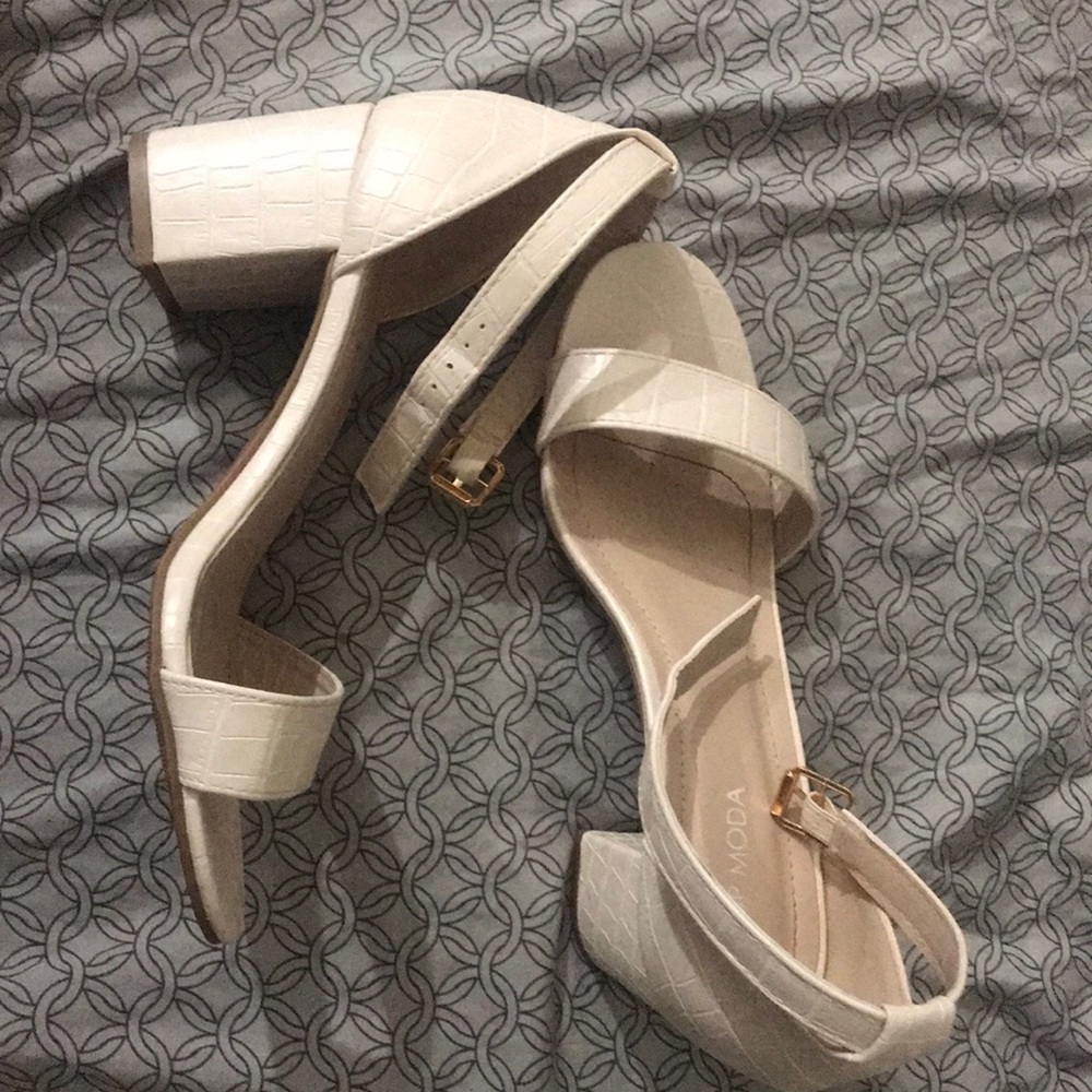 off white chunky heels size 9